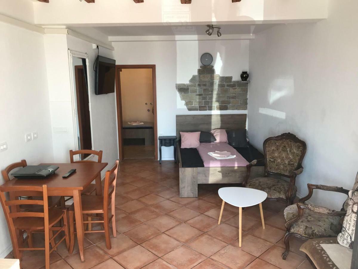 Apartment Ili Πιράν Εξωτερικό φωτογραφία